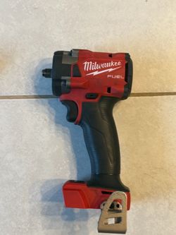 Milwaukee 3/8 impact wrench