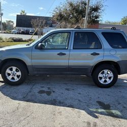 2007 Ford Escape 