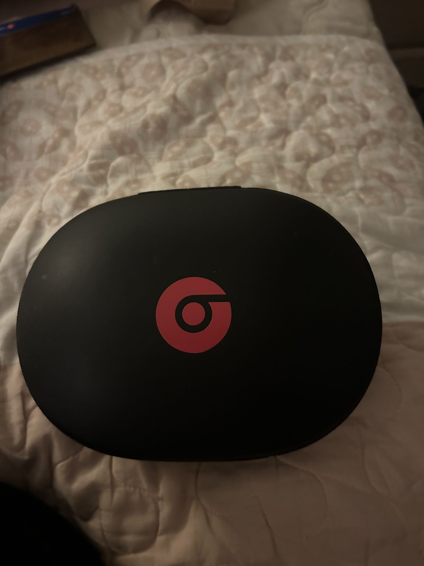 Beats Studio Wireless Pro. Or Trade For Fake Air Pods Pro. 