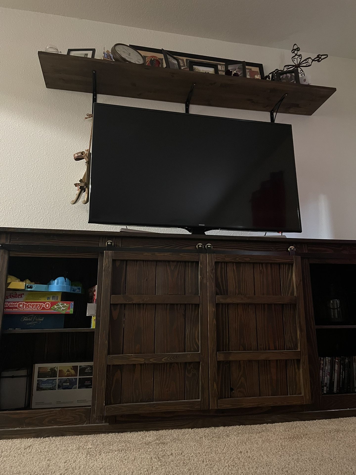 TV Stand With Barn Doors And Bookshelf 
