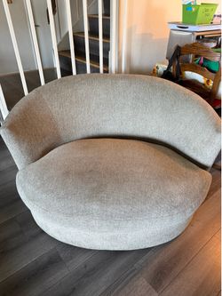Swivel chair
