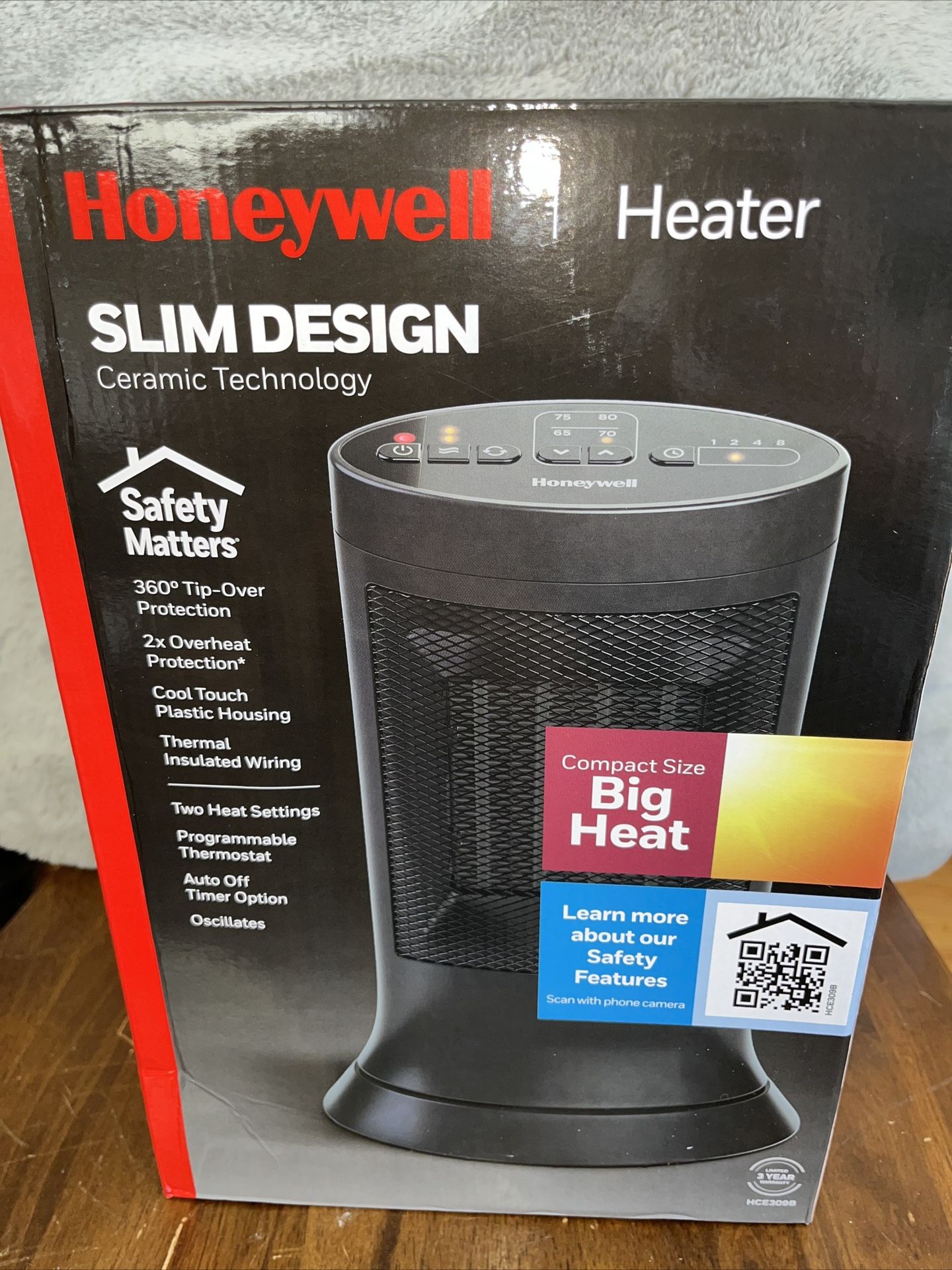Honeywell Digital Ceramic Compact Slim Design Black Tower Heater HCE309B ~  NIB for Sale in Colchester, CT - OfferUp