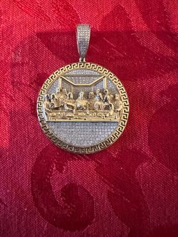 10k gold pendant