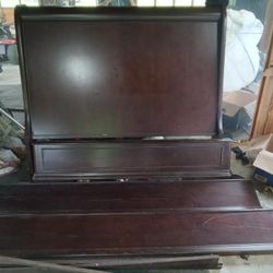 Queen Size Sleigh Bed Frame 