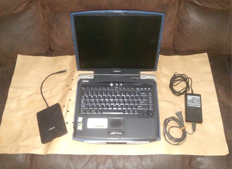 Toshiba Satellite PS192E - 0080N-IT FOR PARTS