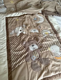 Koala Baby Crib Set Total 7 Pieces. Excellent Condition. Barely Used. No Stains. Clean.  Fleece Blanket.Original Price $150