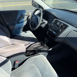 1999 Honda Accord Clean title 175k Miles