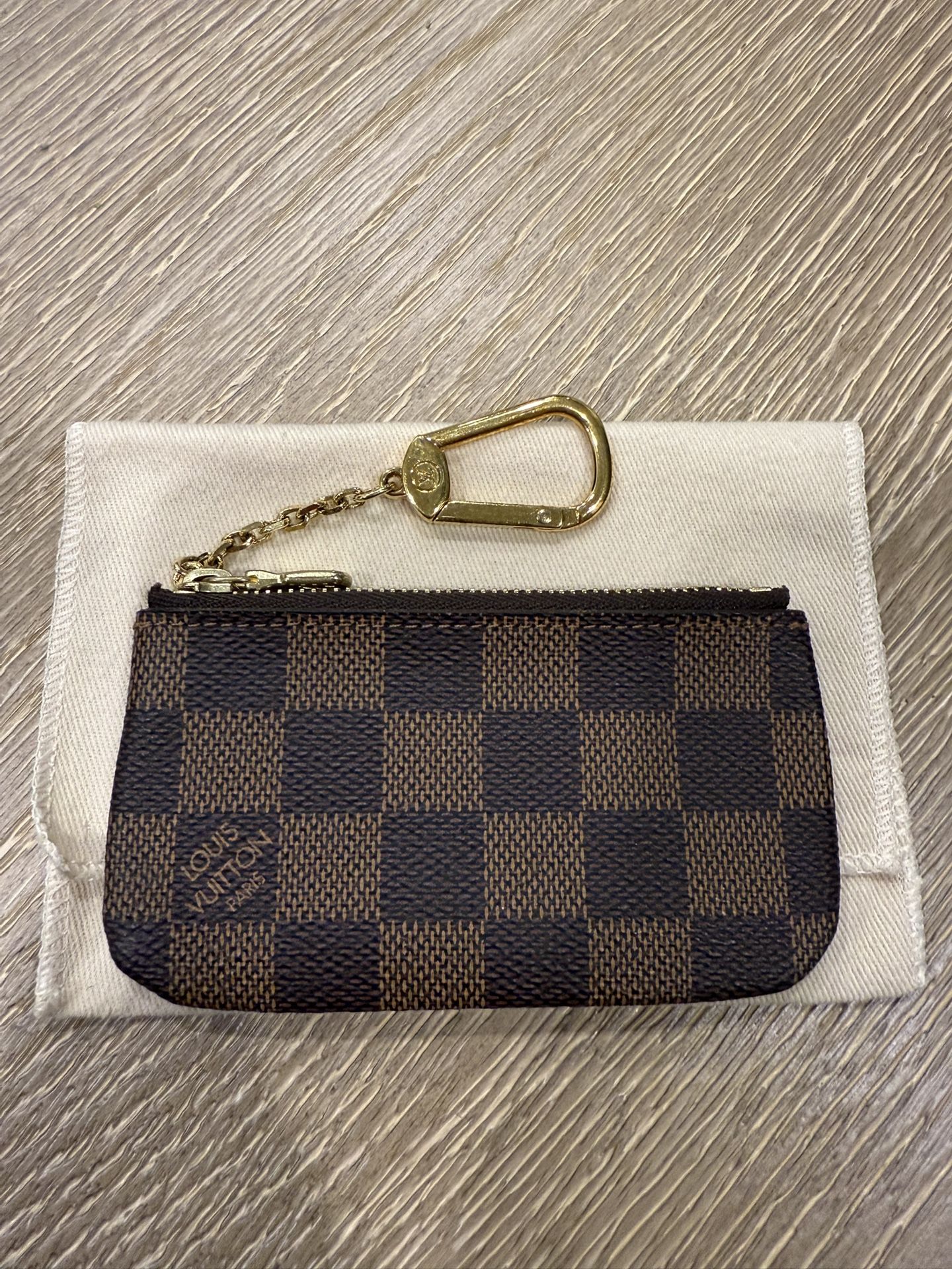 Louis Vuitton Key Pouch - Damier Ebene