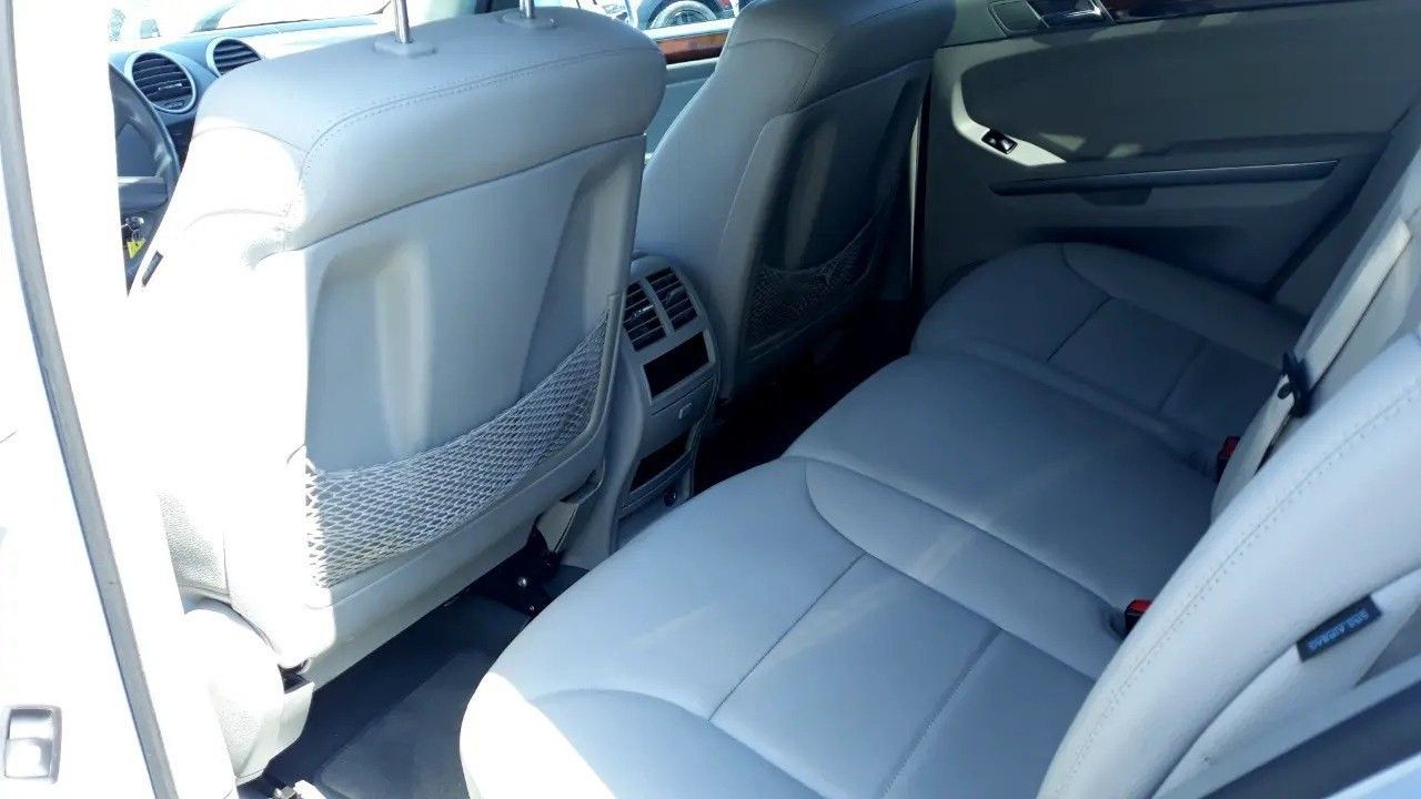 2011 Mercedes Benz ML-350