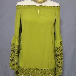 Collen Lopez Green On Or Off-Shoulder Tunic with  Lace Combo 