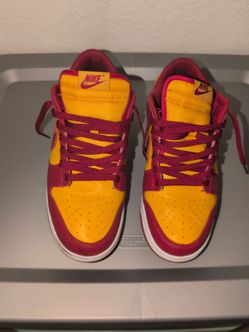 USC DUNKS SIZE 9