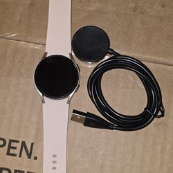 Samsung Galaxy Watch 4