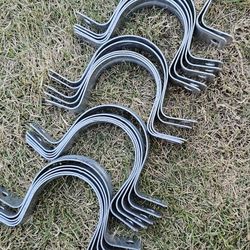 2-1/2 in. Rigid 2-Hole Conduit Strap 22piesas