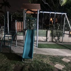 Big Ridge Metal Swing Set