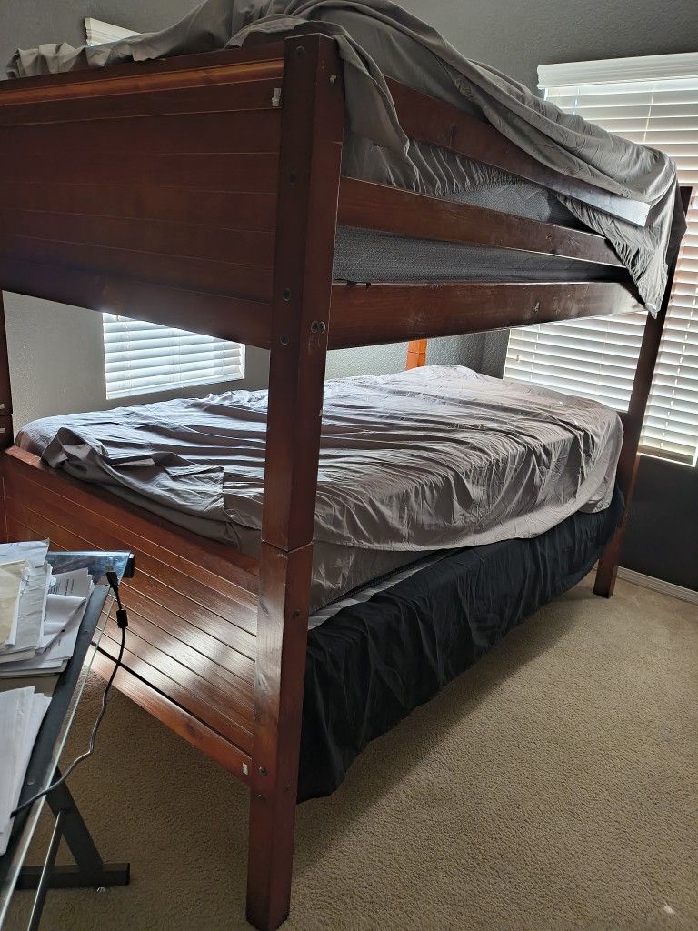 Wood Brown Bunk Beds With Maytress