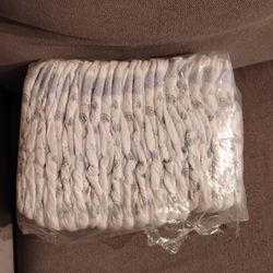  Kirkland Diapers, Size 5 (19 Pieces)