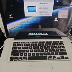 MacBook Pro 15 Inch I7