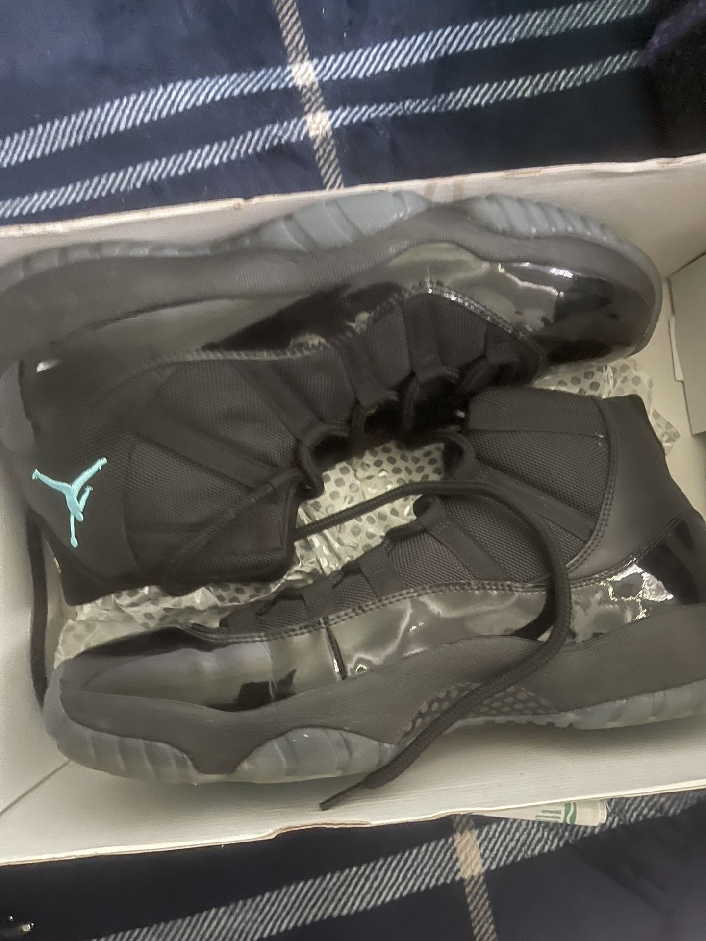 Jordan Men Sizes A1 Condition Prices Vary. I’m Not Desperate So No Low Balling.