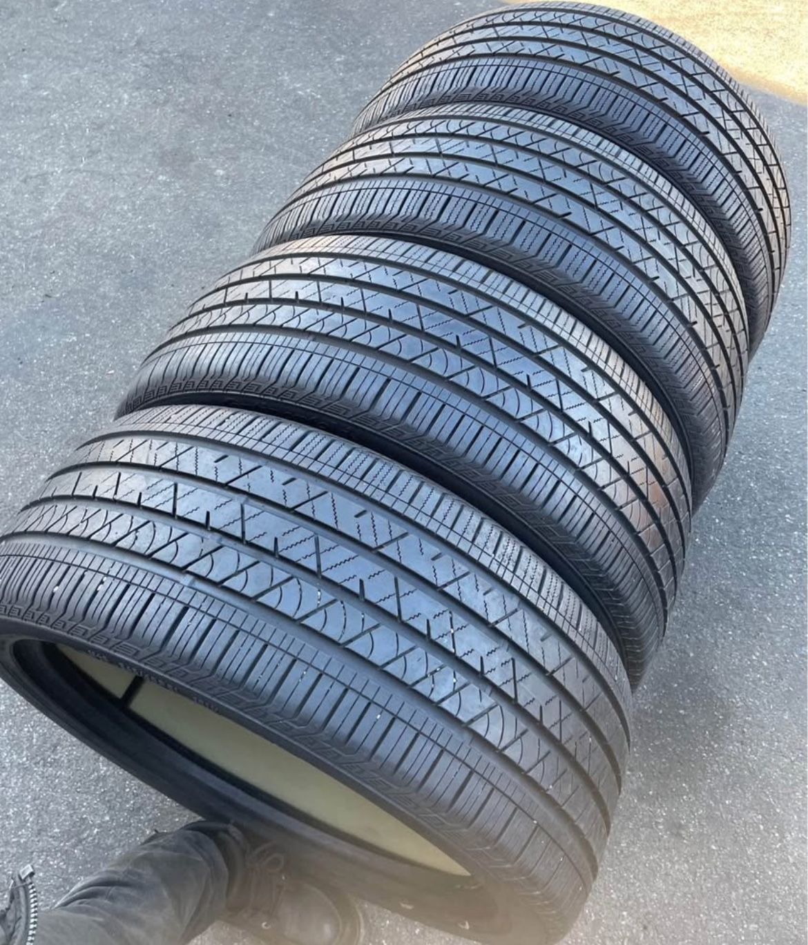 265/40/R21 Continental CrossContact