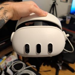 Meta Quest 3 (512GB) + Kiwi H4 Boost Battery Halo Head Strap