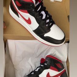 Air Jordans 1 Mids