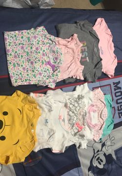 Camisitas pañaleras 11 piezas 6 y 9 meses
