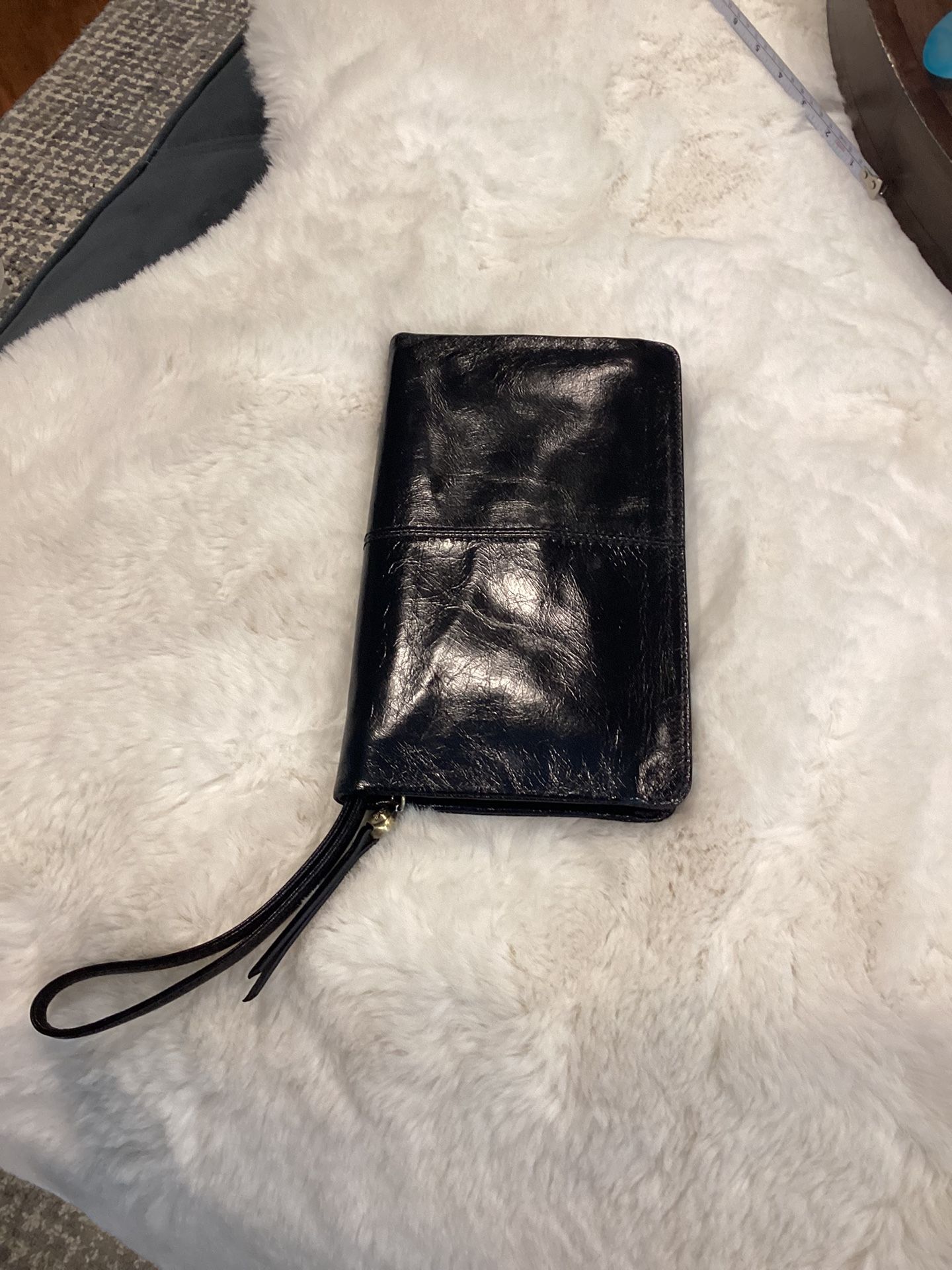 HOBO 100 % genuine leather clach/Wallet/Wristlet
