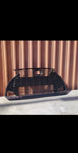 2021 2022 2023 Lexus is sport grille