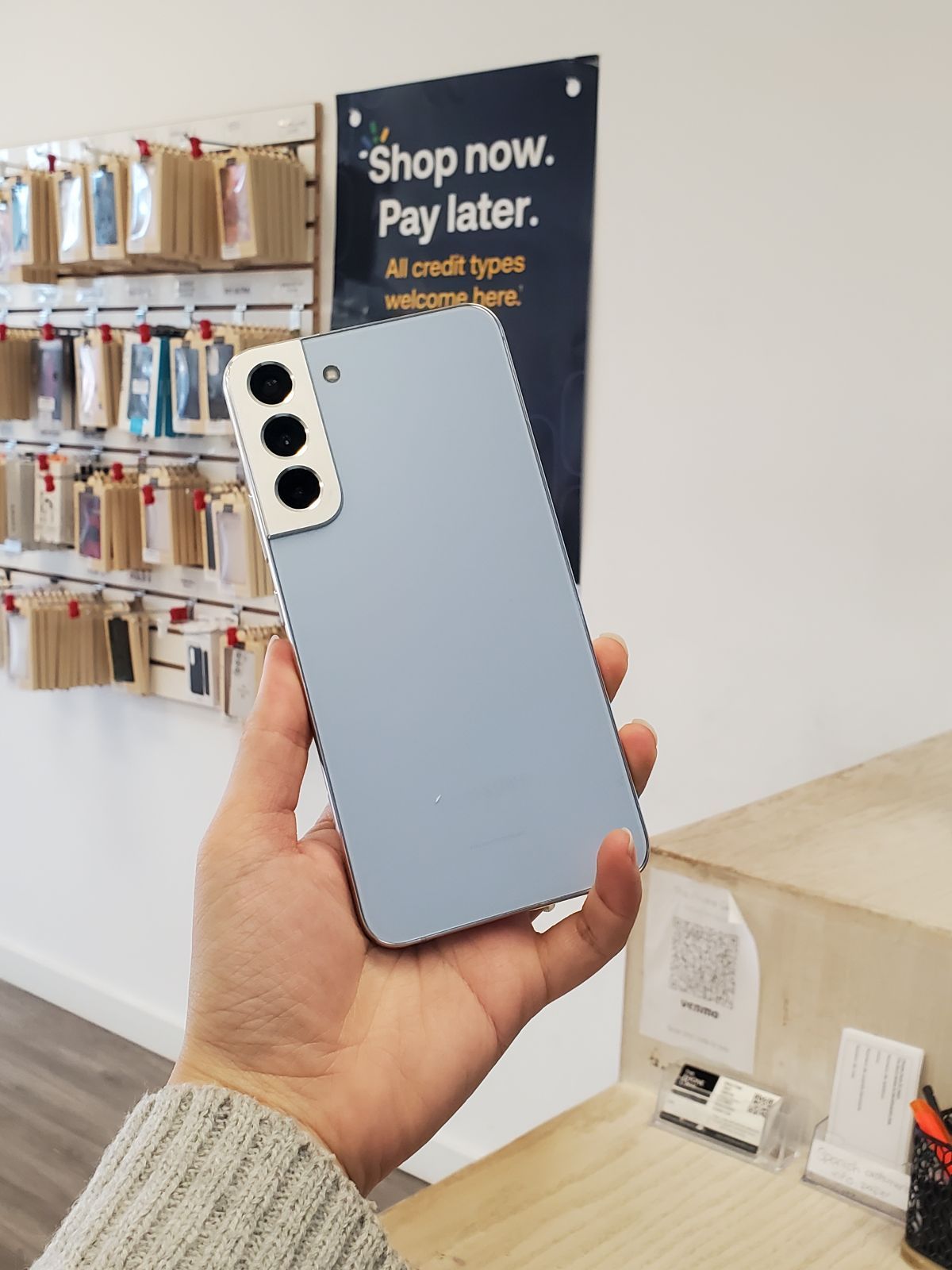 ๐ธ Samsung Galaxy S22 Plus Now Starting at $189 โ Flagship Phone, Budget Price