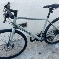Fuji Absolute 1.7 Hybrid Bike
