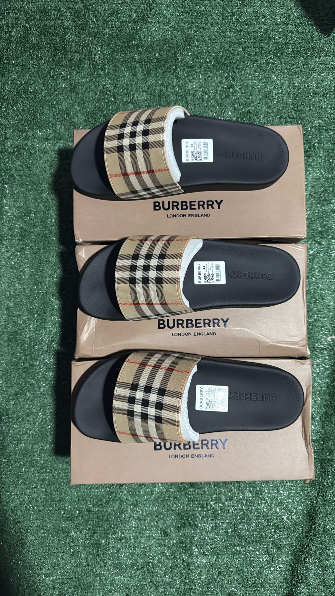 Burberry Slides 