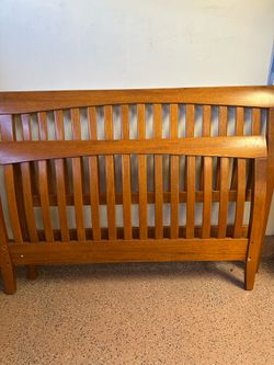 Queen bed