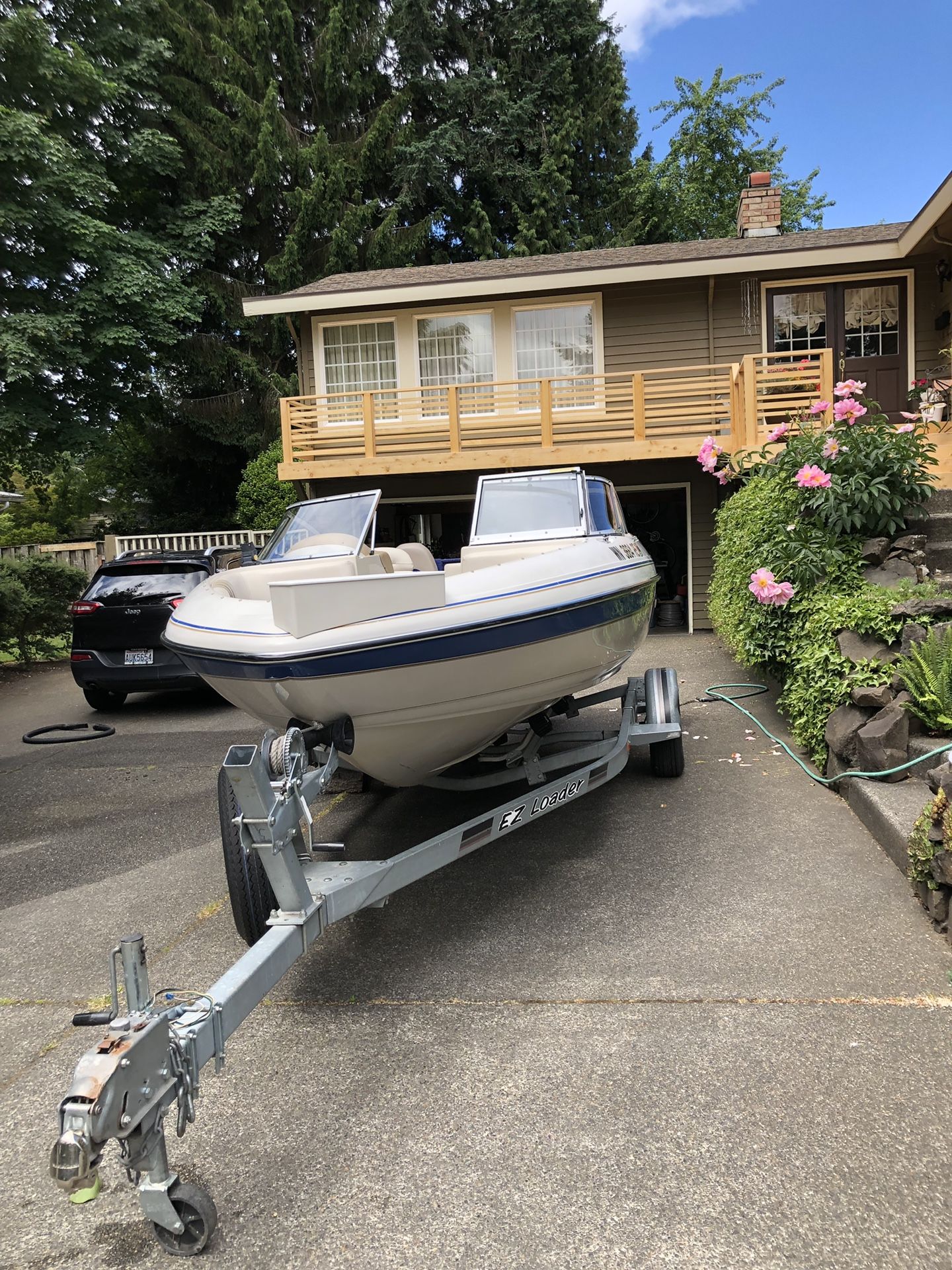 A 1995 Glastron SSV 19.5ft ski and fish inboard/outboard