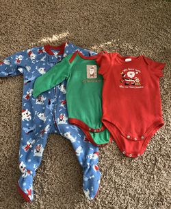 Christmas sleeper and 2 onesie for 6-9months