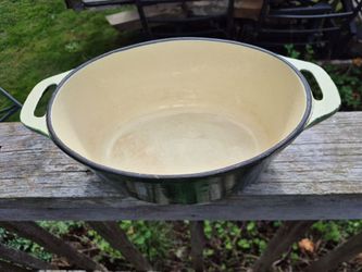 Vintage #28 cast iron emerald green enamel 7.25qt Dutch Oven