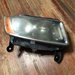 2015 Jeep Grand Cherokee Headlight