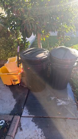 Mop bucket plus 4 trash cans