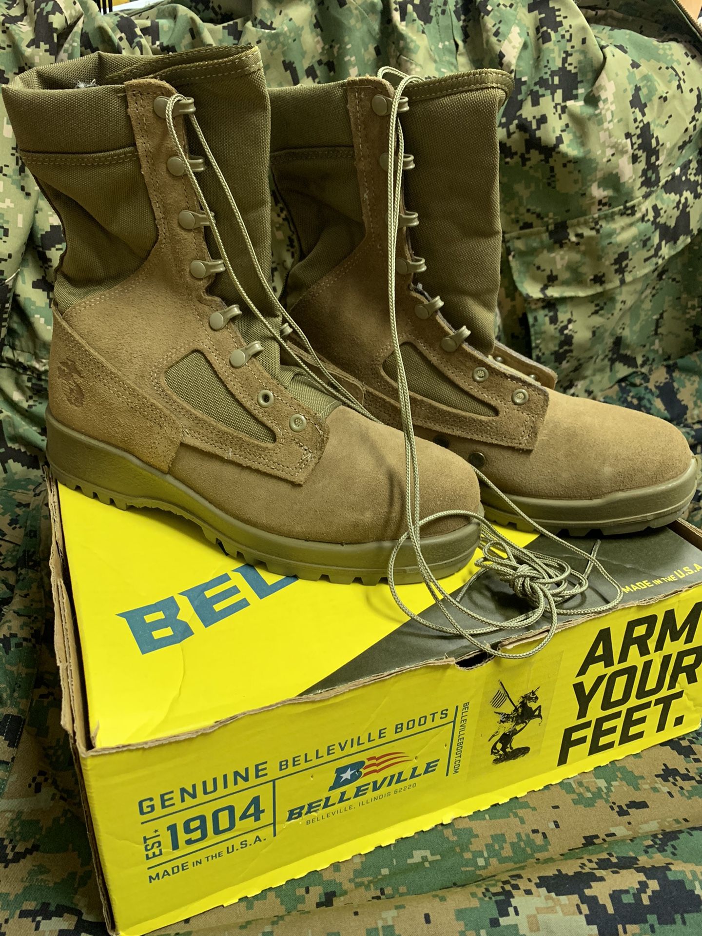 NEW Military Grade Combat Boots Steel Toe Hot Weather, Size 9