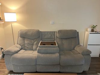 Recliner couch