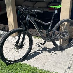 Giant Trance 2023 29r Medium 