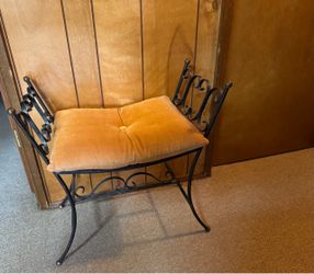 Wrought Iron Vanity Bench with Cushion