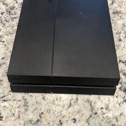 PS4 With (1) Controller, (3) Games And Wireless Headset 
