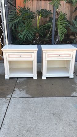 Beautiful solid wood Nightstands