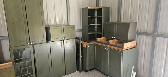 Kitchen cabinets