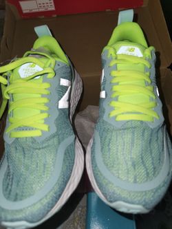 New Balance 5.5 Womens