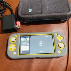 Nintendo Switch Color Amarillo Tea Una Memoria Con Juegos Mortal Kombat Y Más $160