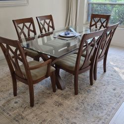 Kitchen Table Only $250. Moving Must Sell Today Or Tomorrow. Glass Dining Table 