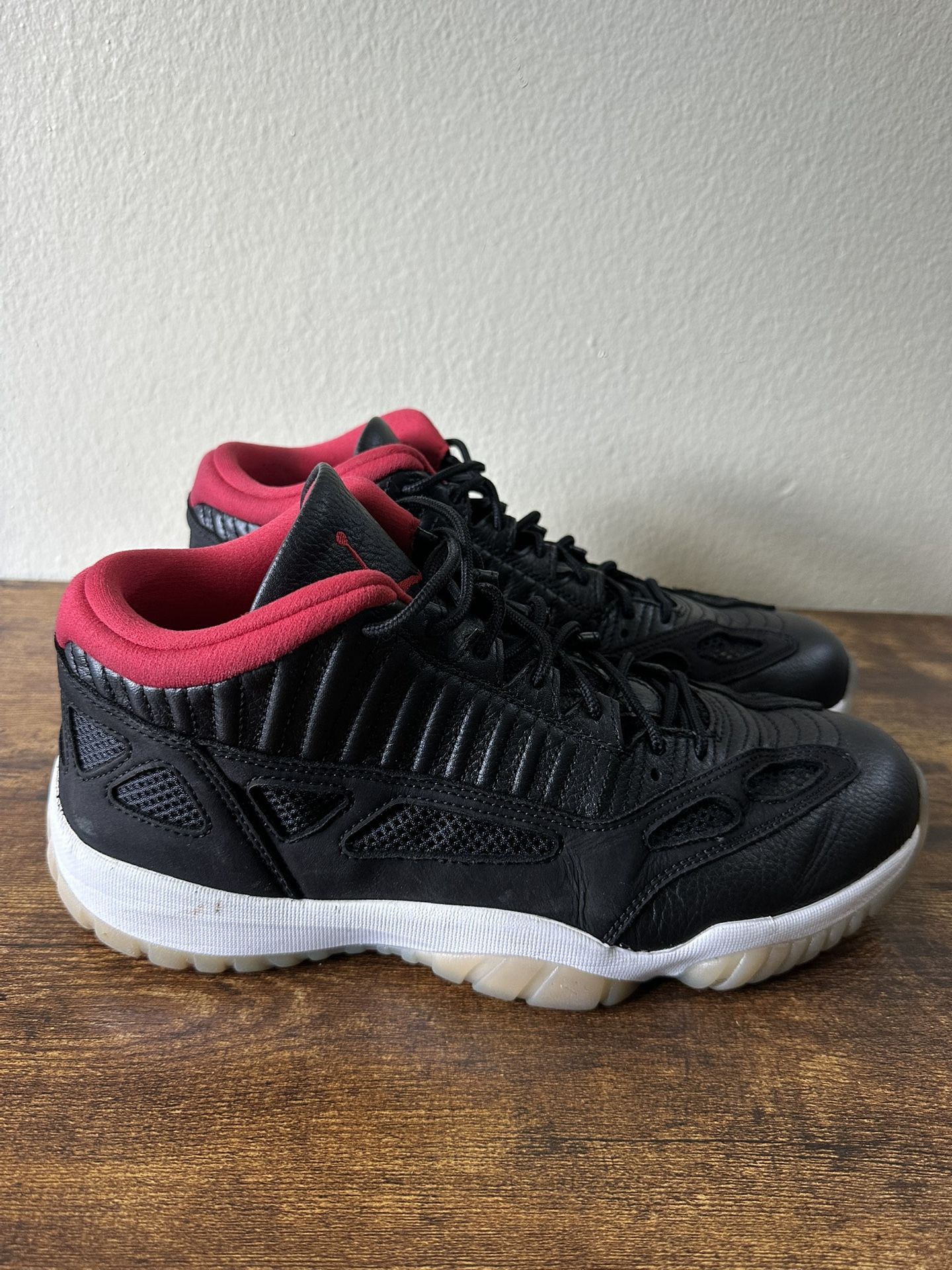 Jordan 11 Low Size 12 Men’s
