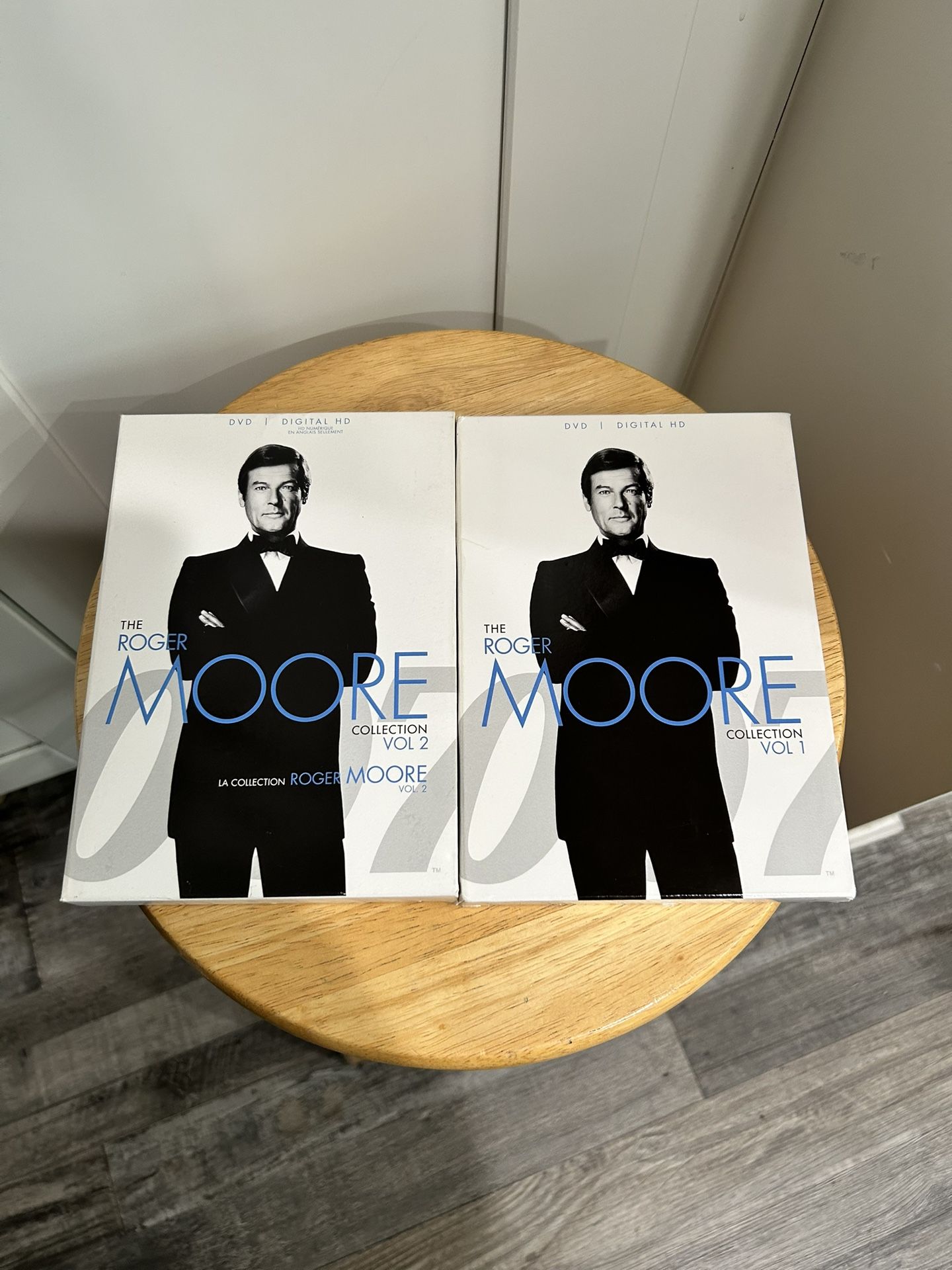James Bond Roger Moore Collection Vol 1-2 (New)