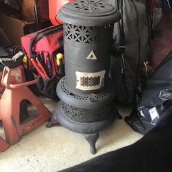 Antique Oil Heater  No Missing Parts